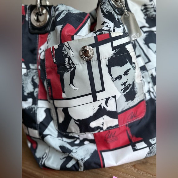 RARE Limited Edition Coach x UFC bag - Picture 13 of 16